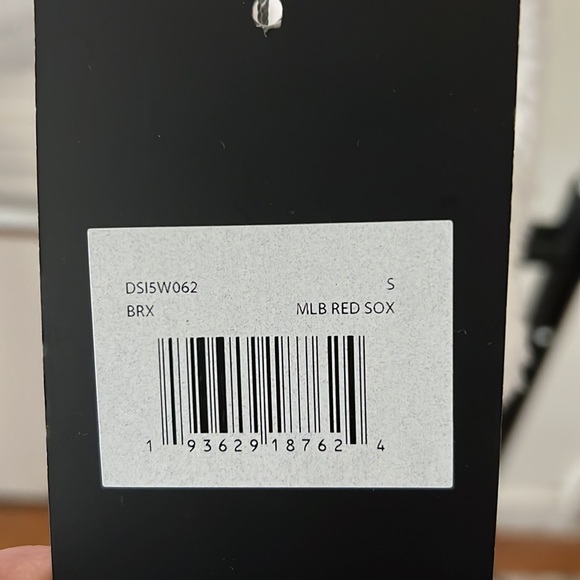 DKNY Sport Red Sox fleece pullover - Picture 4 of 5